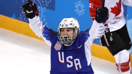 united-states-women-s-hockey-gold