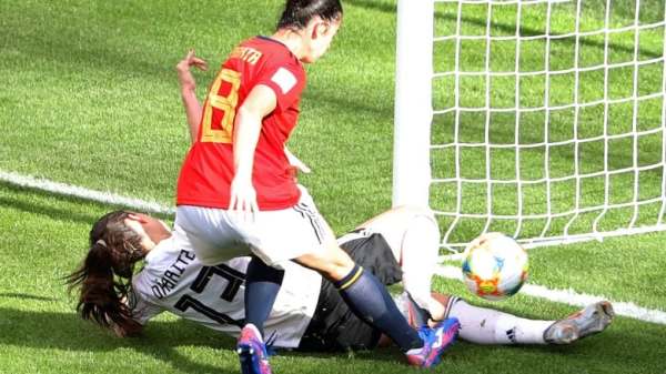 dabritz-sara-190612-1180