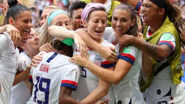 rapinoe-megan-world-cup-190707-1180